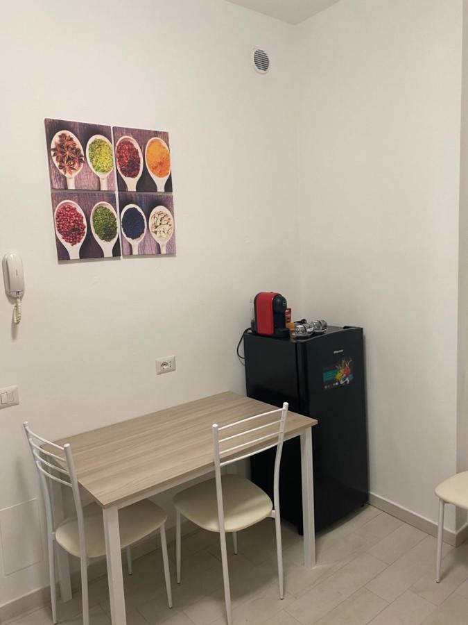 Senza Pensieri Via 4 Novembre/Via Diaz Crema Exterior foto